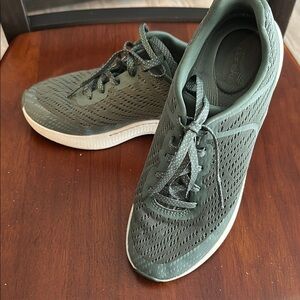 Dansko Sky Sage Mesh Sneakers